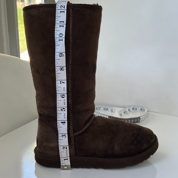 UGG® Australia Women's Classic Tall Sheepskin Boots Dark Chocolate Brown Size 6 - Picture 11 of 13